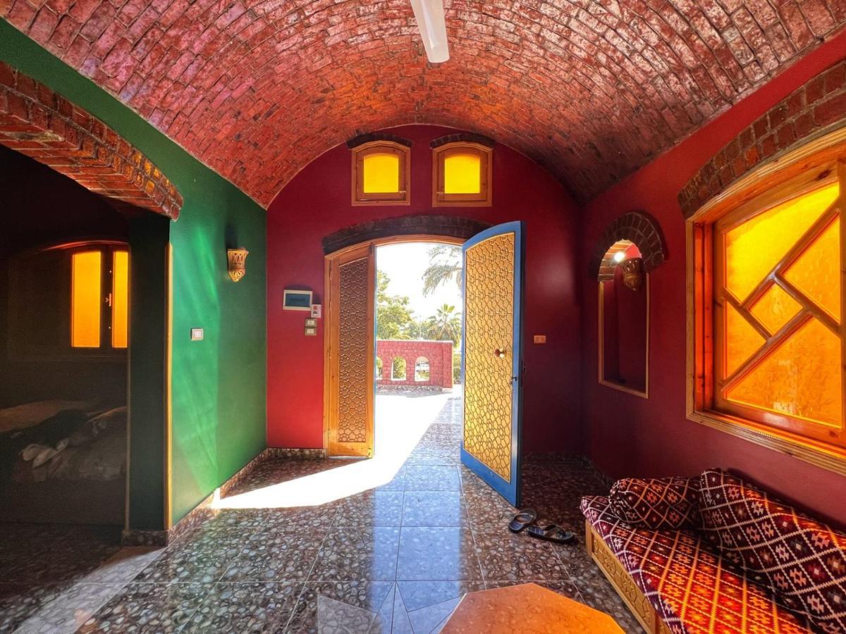 Golden Palace Nile View - Appartment Luxor Luaran gambar
