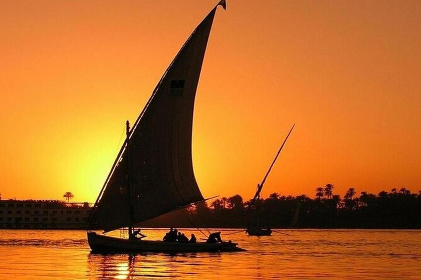 Golden Palace Nile View - Appartment Luxor Luaran gambar